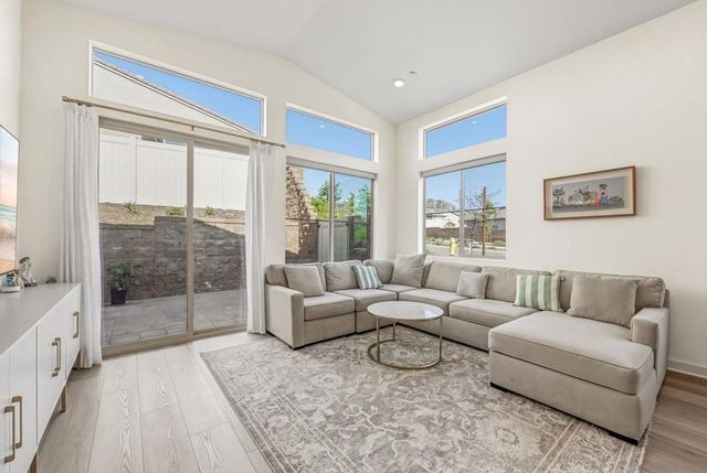 15159 Leia Way, San Diego, CA 92129