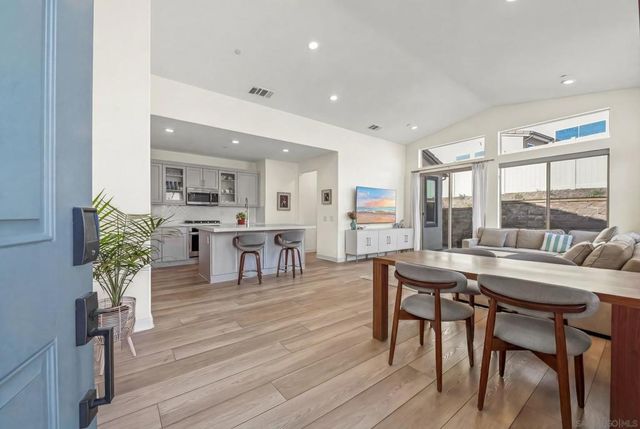 15159 Leia Way, San Diego, CA 92129