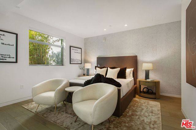 8600 Wilshire Boulevard TH2, Beverly Hills, CA 90211