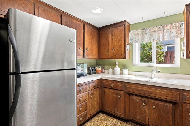 537 E Juanita, San Dimas, CA 91773