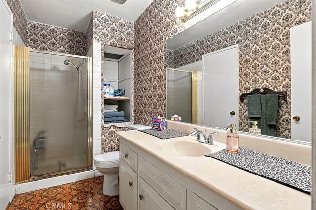 537 E Juanita, San Dimas, CA 91773