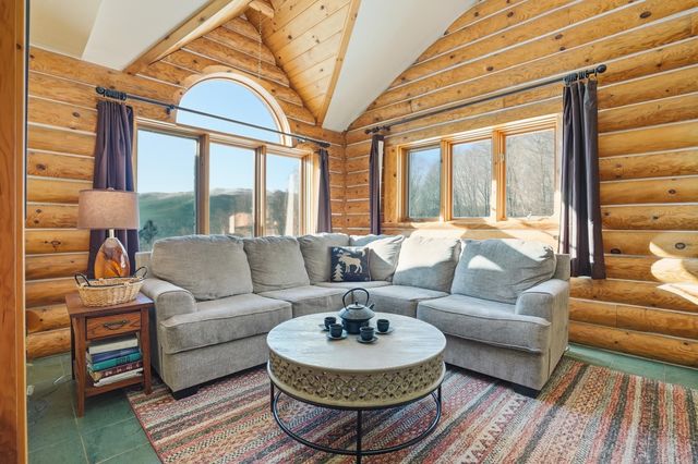 421 Stagecoach Road, Fayston, VT 05673