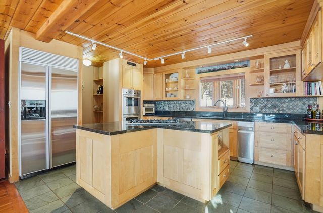 421 Stagecoach Road, Fayston, VT 05673