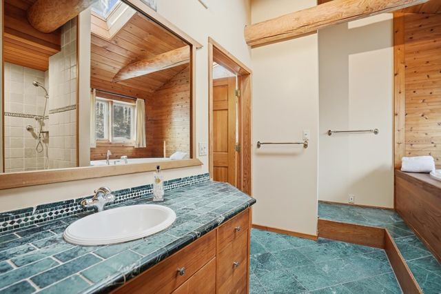 421 Stagecoach Road, Fayston, VT 05673