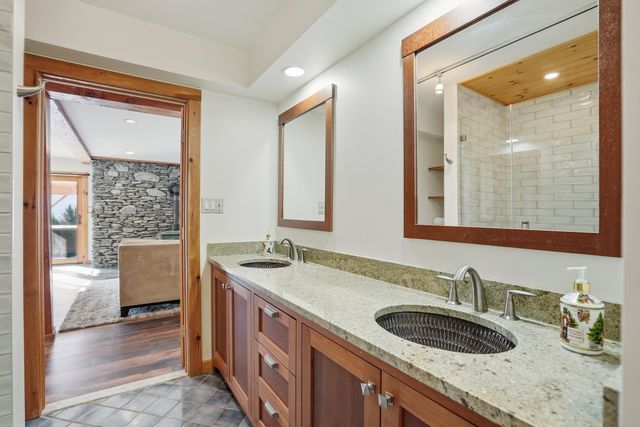 421 Stagecoach Road, Fayston, VT 05673