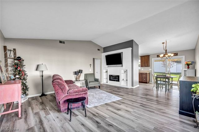 7300 Olde Farm Lane, Mentor, OH 44060