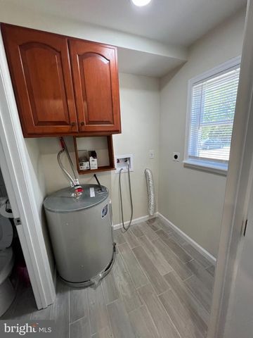 64 PENN RD, Collegeville, PA 19426