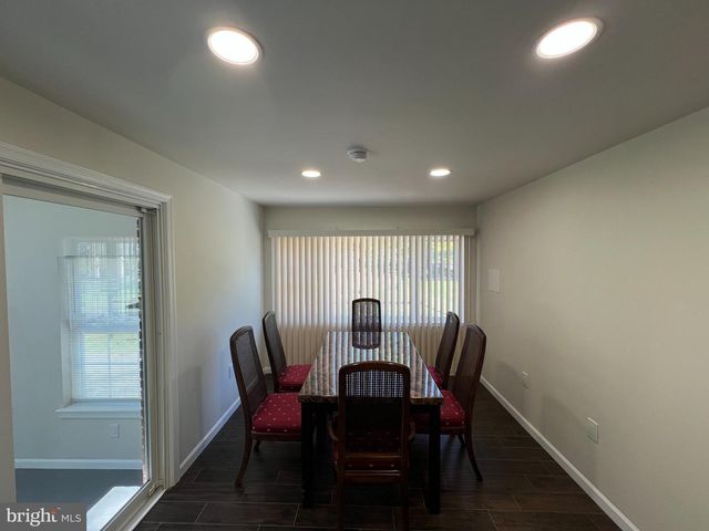 64 PENN RD, Collegeville, PA 19426