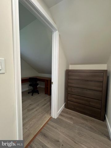 64 PENN RD, Collegeville, PA 19426