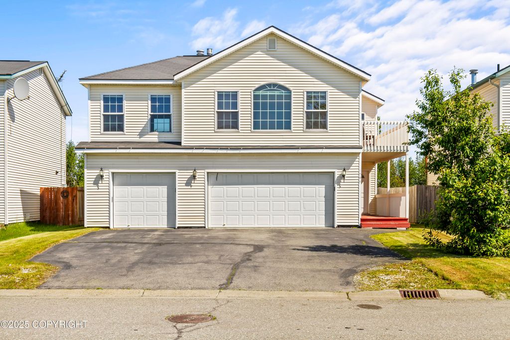 1999 Casey Cusack Loop, Anchorage, AK 99515