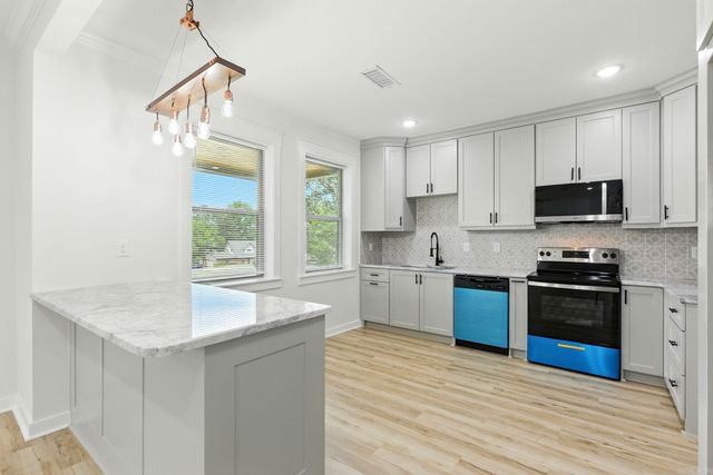 1300 E Maryland Avenue, Sherwood, AR 72120