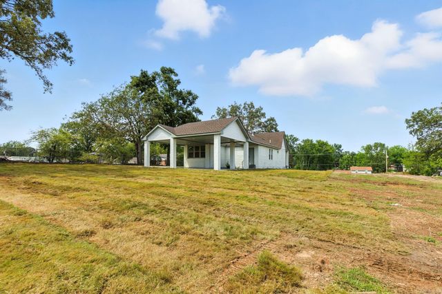 1300 E Maryland Avenue, Sherwood, AR 72120