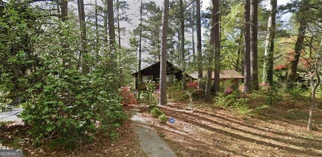 100 GRAN DE Court, South Fulton, GA 30349