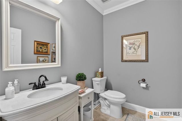 10 Evans Drive, Cranbury, NJ 08512