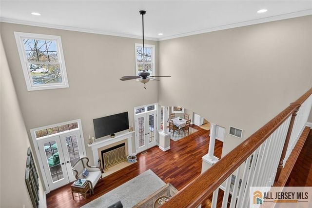 10 Evans Drive, Cranbury, NJ 08512