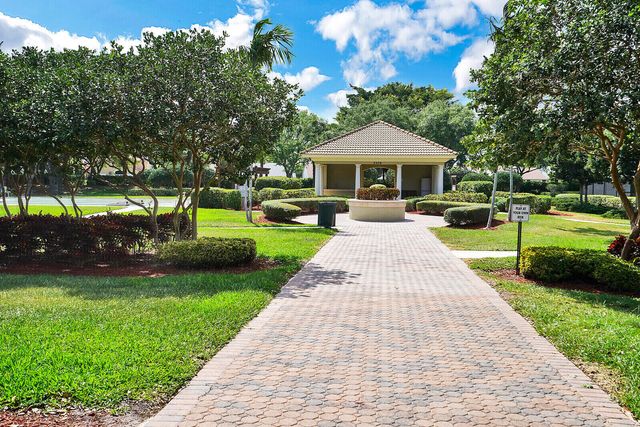 5329 Toscana Trail, Boynton Beach, FL 33437