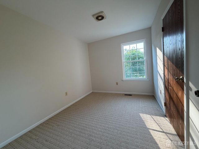 26 Cosgrove Court, East Brunswick, NJ 08816