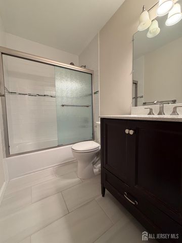 26 Cosgrove Court, East Brunswick, NJ 08816