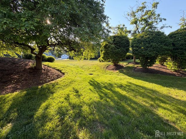 26 Cosgrove Court, East Brunswick, NJ 08816