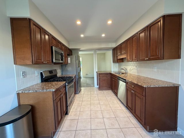 26 Cosgrove Court, East Brunswick, NJ 08816