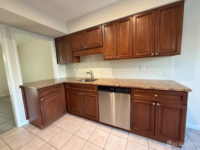 26 Cosgrove Court, East Brunswick, NJ 08816