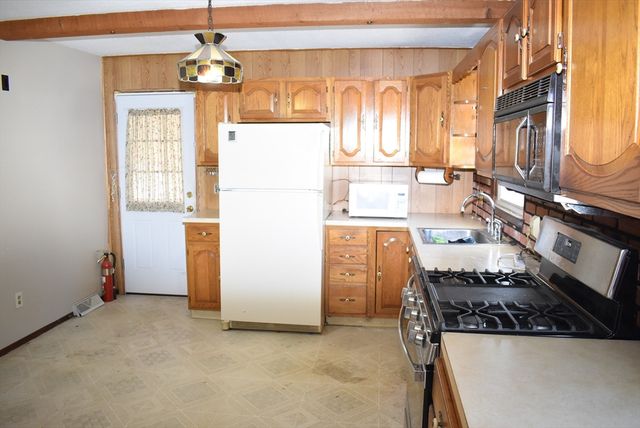 65 Winthrop Street, Quincy, MA 02169