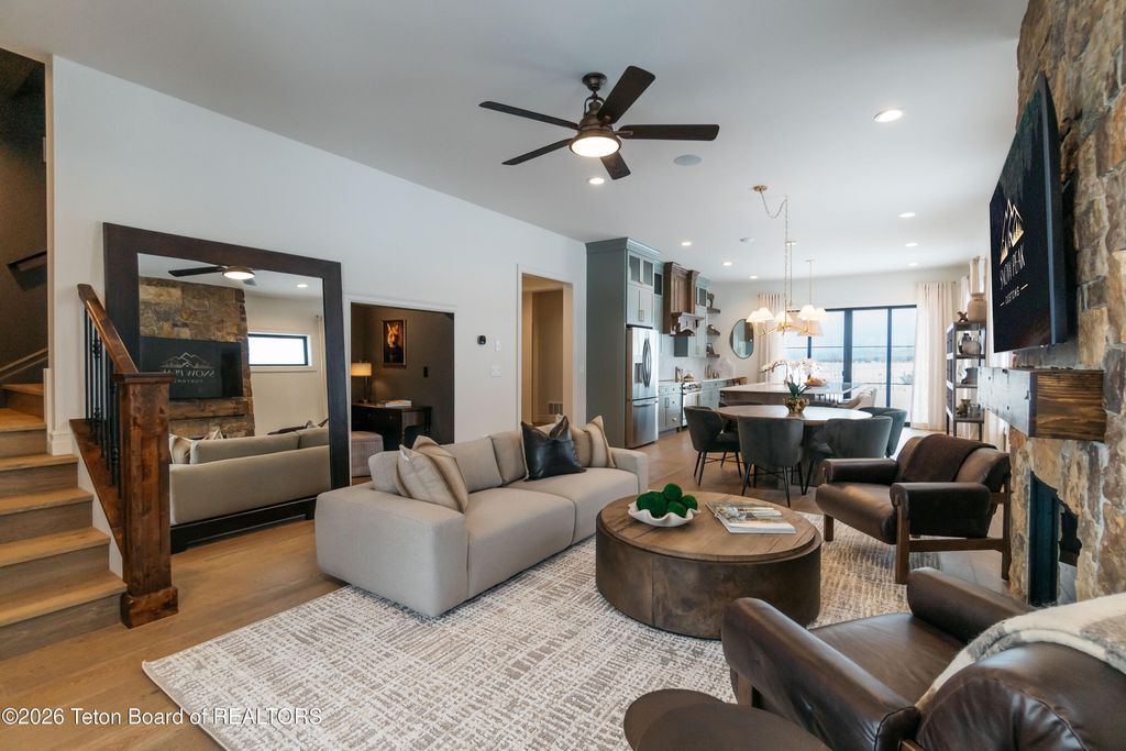 1030 IROQUOIS Avenue, Driggs, ID 83422 photo 6