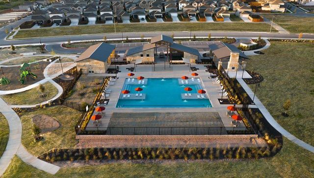 200 Childress ST, Hutto, TX 78634