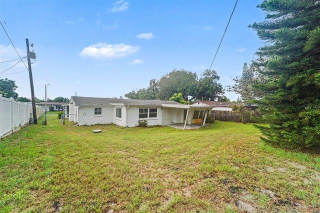 3536 KIMBERLY OAKS DRIVE, Holiday, FL 34691