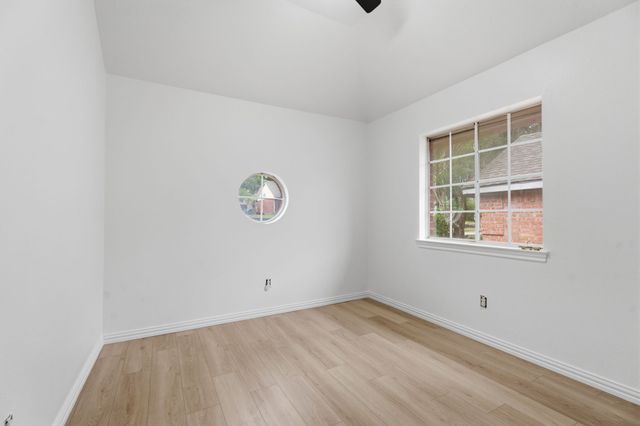 8260 Edgewater Drive, Frisco, TX 75034