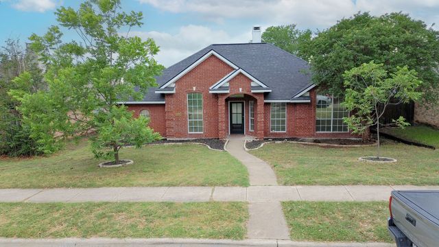 8260 Edgewater Drive, Frisco, TX 75034