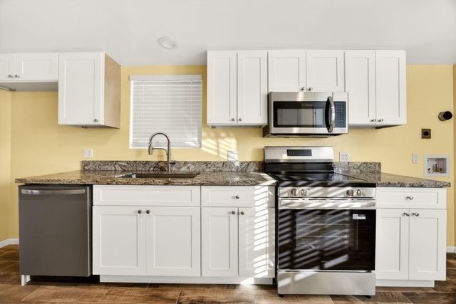 620 Berrydale Avenue, Medford, OR 97501