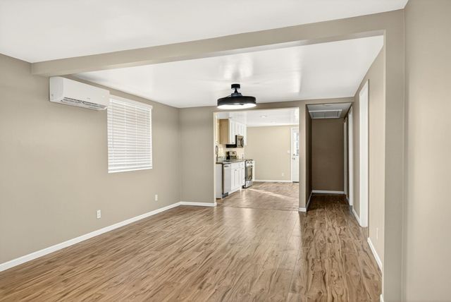 620 Berrydale Avenue, Medford, OR 97501