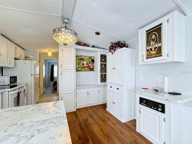 3333 26TH AVENUE E 1222, Bradenton, FL 34208