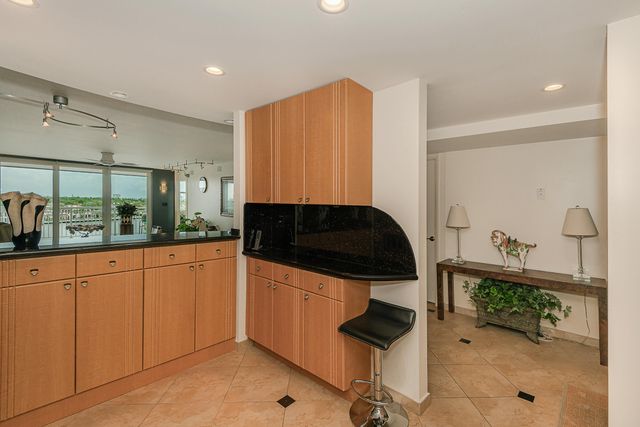 511 Bayshore Drive 707, Fort Lauderdale, FL 33304