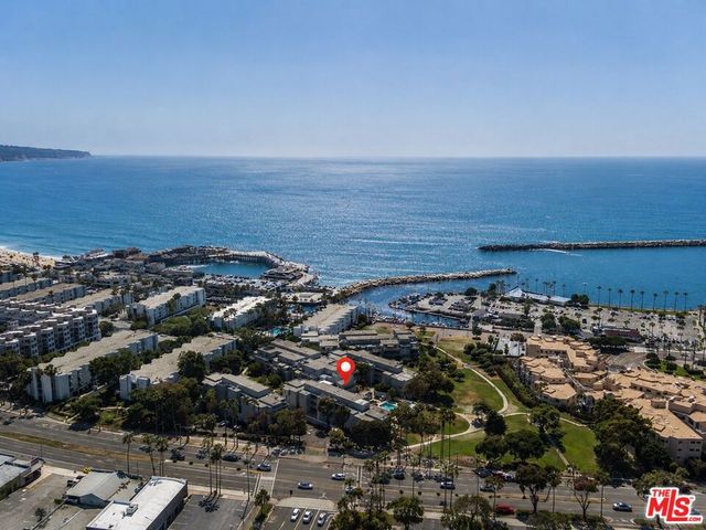 220 The Village 304, Redondo Beach, CA 90277