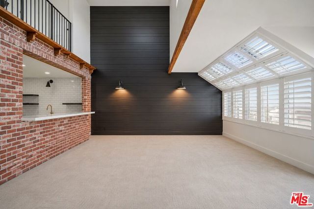 220 The Village 304, Redondo Beach, CA 90277