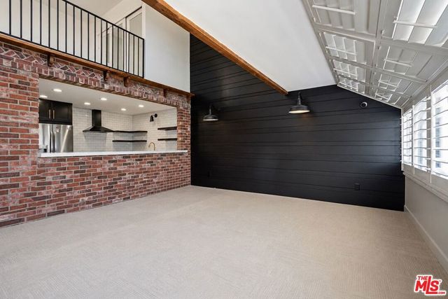 220 The Village 304, Redondo Beach, CA 90277