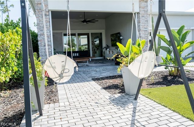 42187 Hammock LN, Punta Gorda, FL 33982
