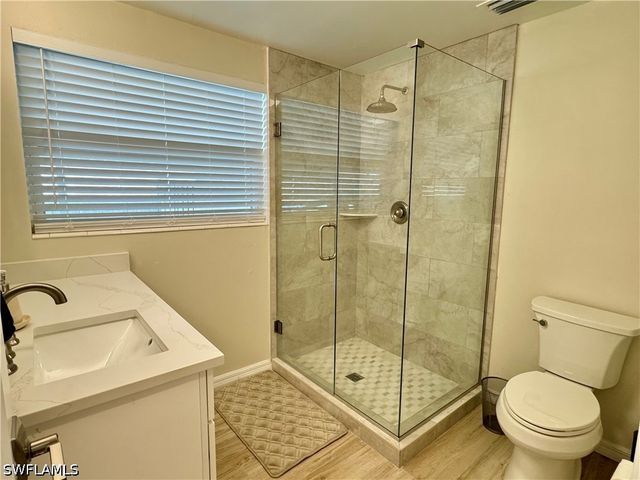 829 107th AVE N Unit 1, Naples, FL 34108