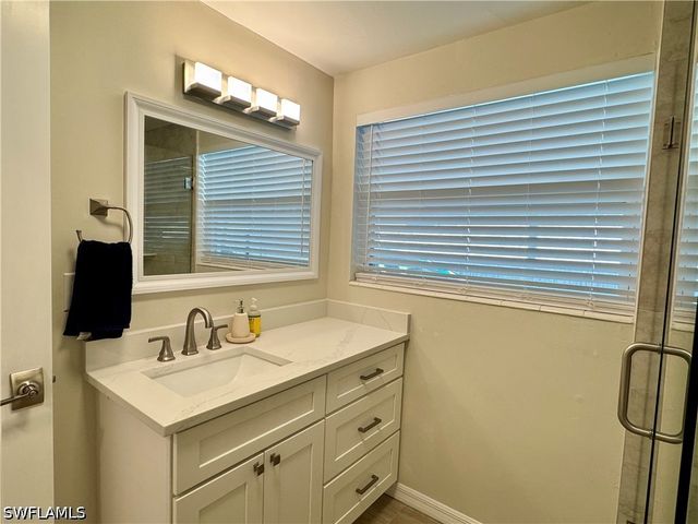 829 107th AVE N Unit 1, Naples, FL 34108