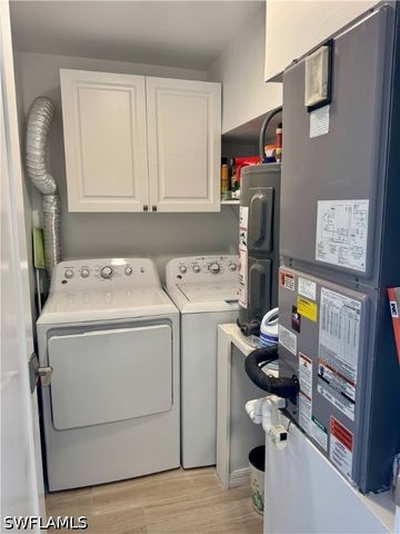 829 107th AVE N Unit 1, Naples, FL 34108