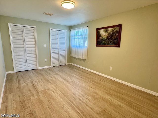 829 107th AVE N Unit 1, Naples, FL 34108