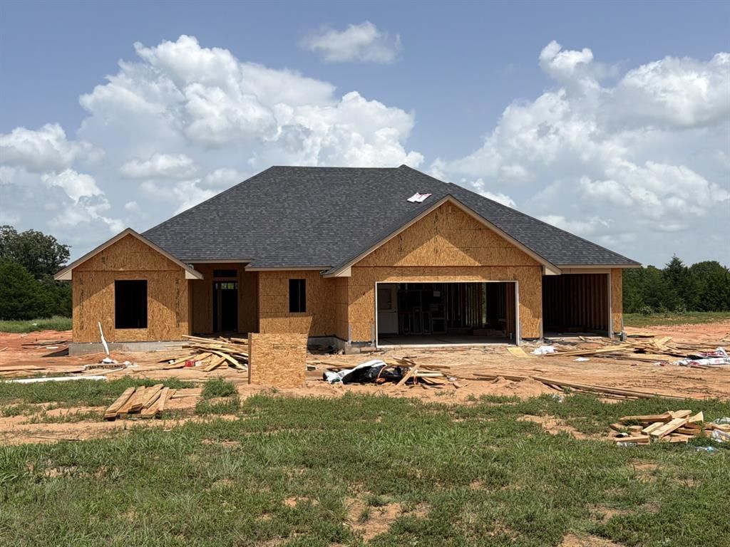 870226 Red Stone Circle, Chandler, OK 74834
