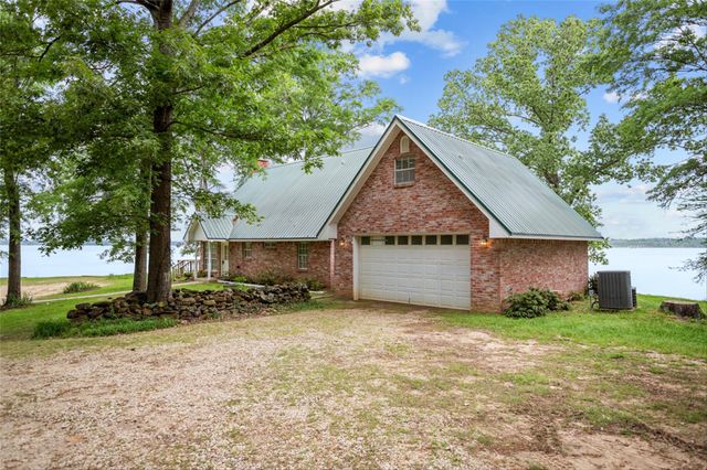 232 Eastwood Drive, Milam, TX 75959