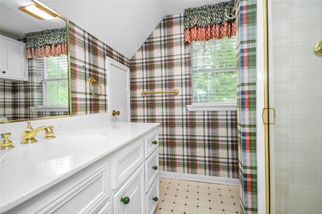 232 Eastwood Drive, Milam, TX 75959