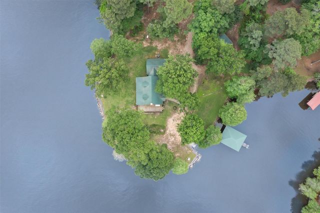 232 Eastwood Drive, Milam, TX 75959