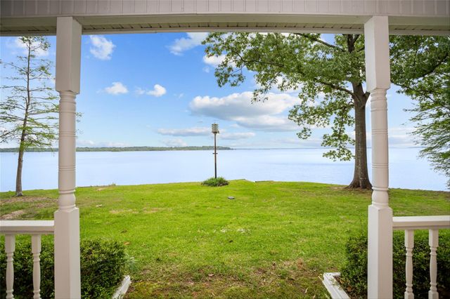 232 Eastwood Drive, Milam, TX 75959