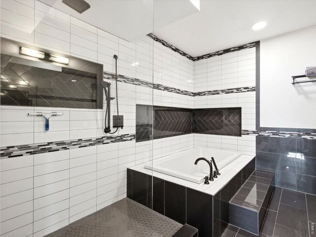 15808 W 83rd Ave, Arvada, CO 80007