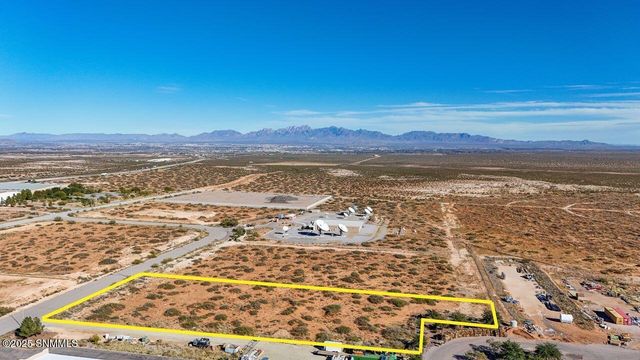 8851 Trigg Lp, Las Cruces, NM 88007